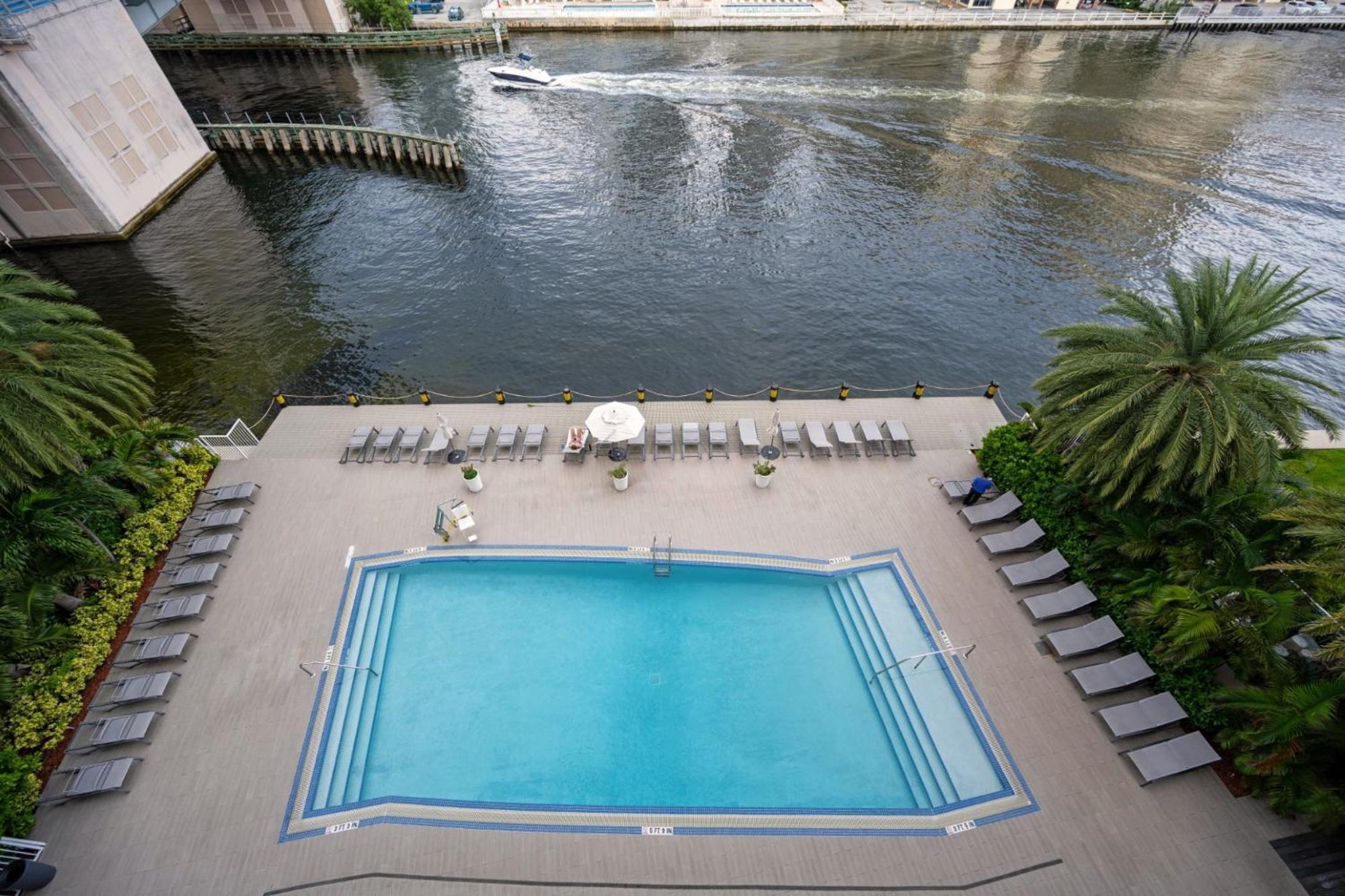 Hallandale Sky Water View Hallandale Beach Exteriér fotografie