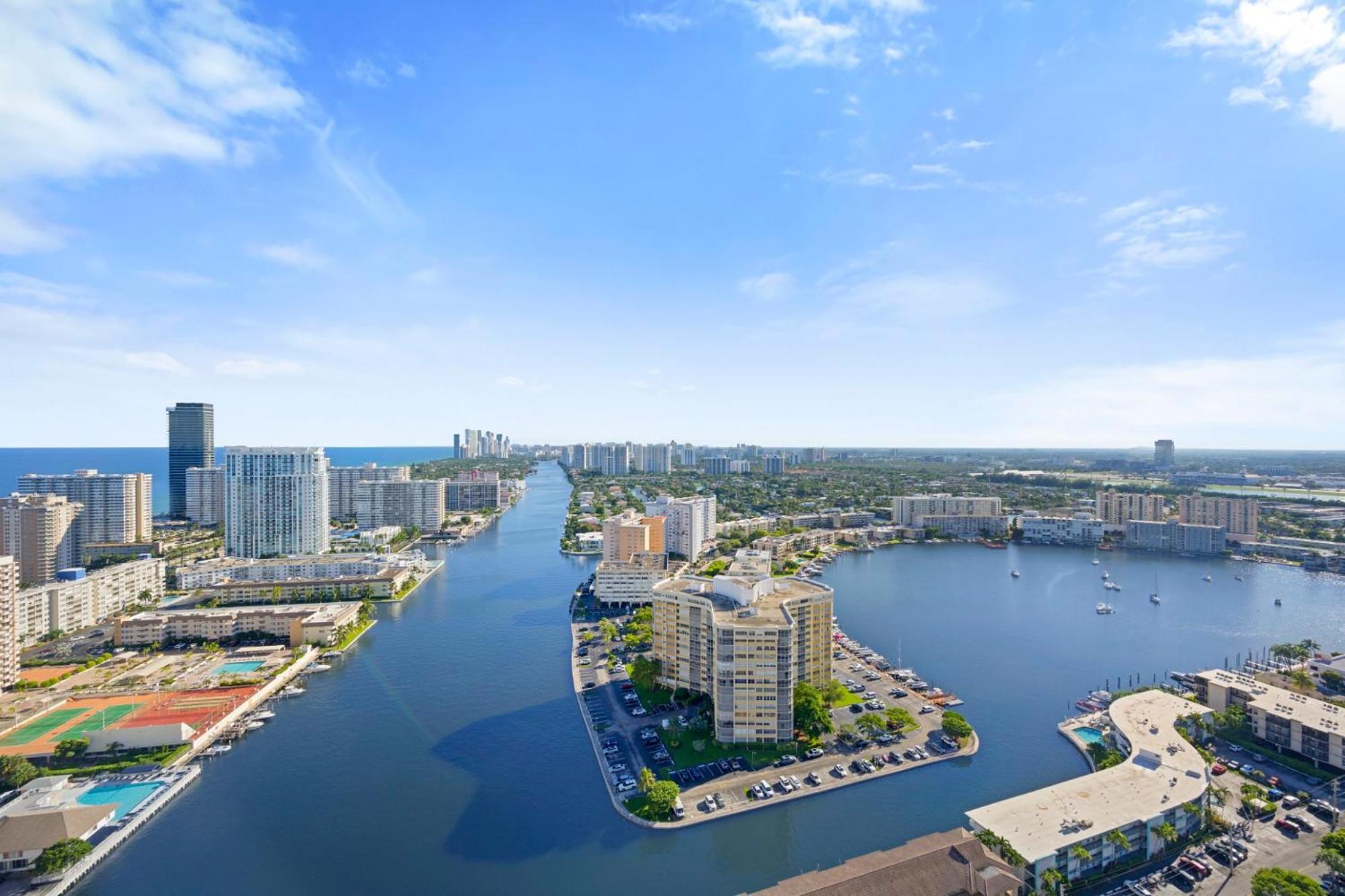 Hallandale Sky Water View Hallandale Beach Exteriér fotografie