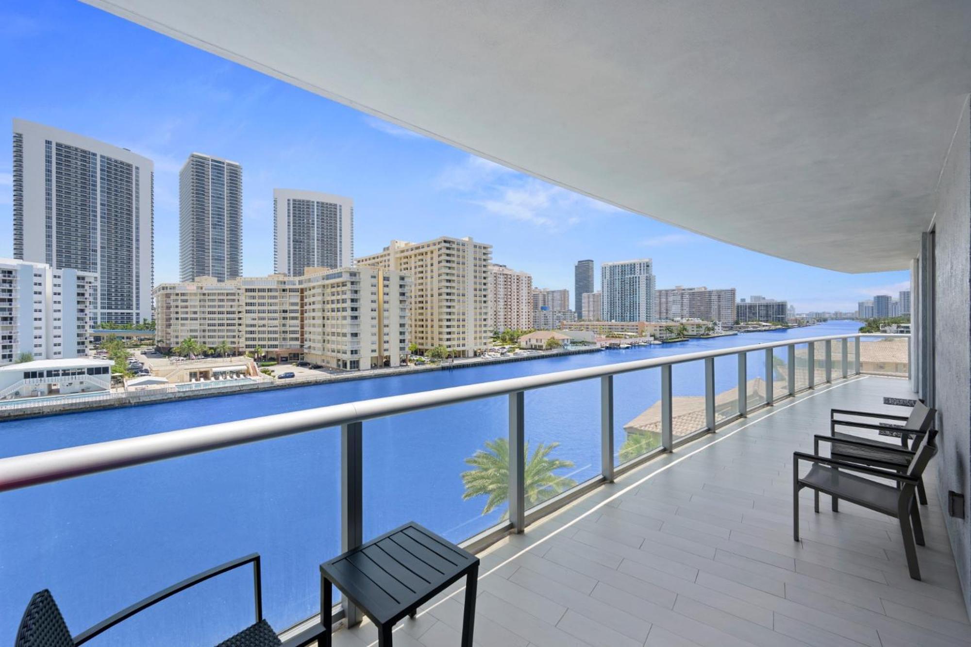 Hallandale Sky Water View Hallandale Beach Exteriér fotografie